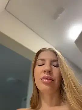 NewLale — Lick nipples