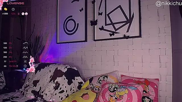 nikkichu on StripChat 