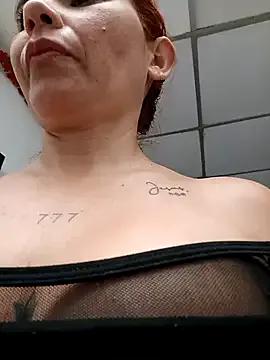 Queen_lorena on StripChat 