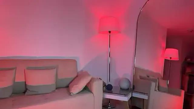 RosseMelody on StripChat 