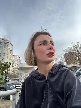 StripChat SandraCarter is Freechat SandraCarter — Naked masturbated in public park