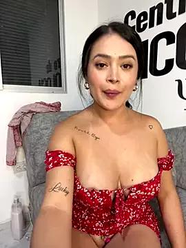 Sara_fun on StripChat 