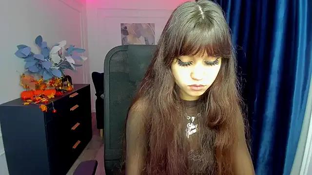 TiffanyYounge on StripChat 