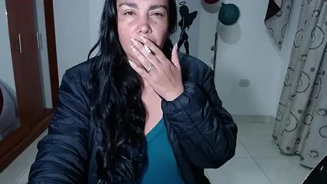 Vivian_milf_paint on StripChat 