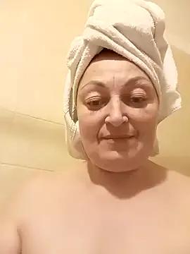 Women-pleasures — topless 5  min