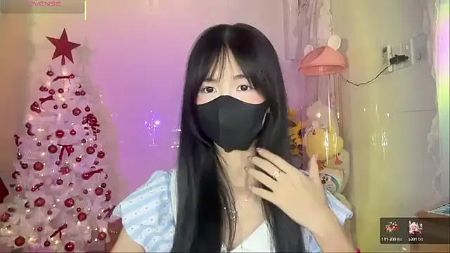 StripChat Your-Sunshine is Freechat Your-Sunshine — help Phi buy food