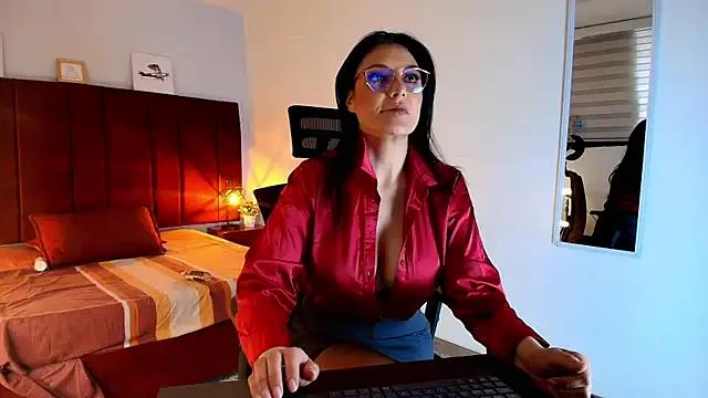 Zuzana21 on StripChat 